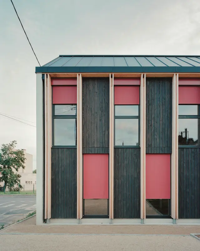 sana incubateur oural architectes